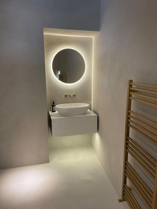 Luxury Georgian Apartment - 5 Minute Walk To Spa Bath Exterior foto